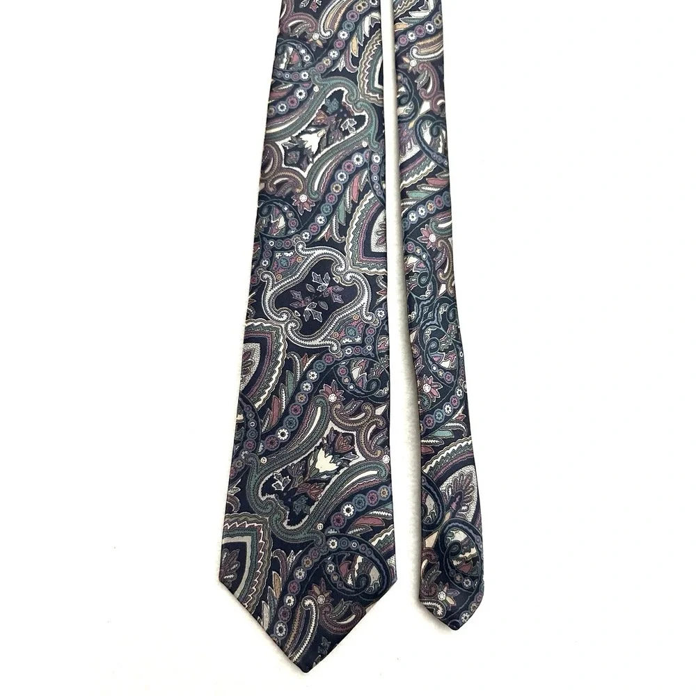 Etienne Aigner Dress Necktie 56.5
